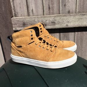 Vans hightop suede size 10